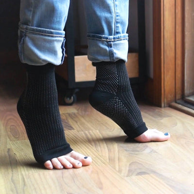 Svadistha Anti-Fatigue Foot Sleeves